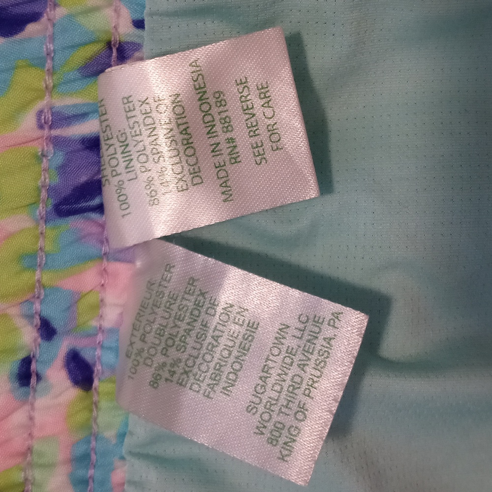 🐢HTF Lilly Pulitzer🐢 - Ocean Trail Short - Picture 8 of 15